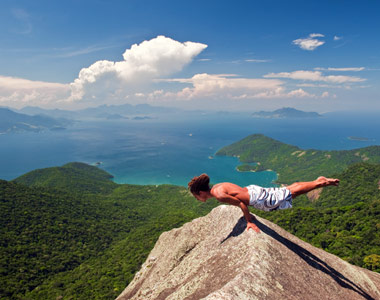 yoga-island-experience-ilha-grande-brazil_001p